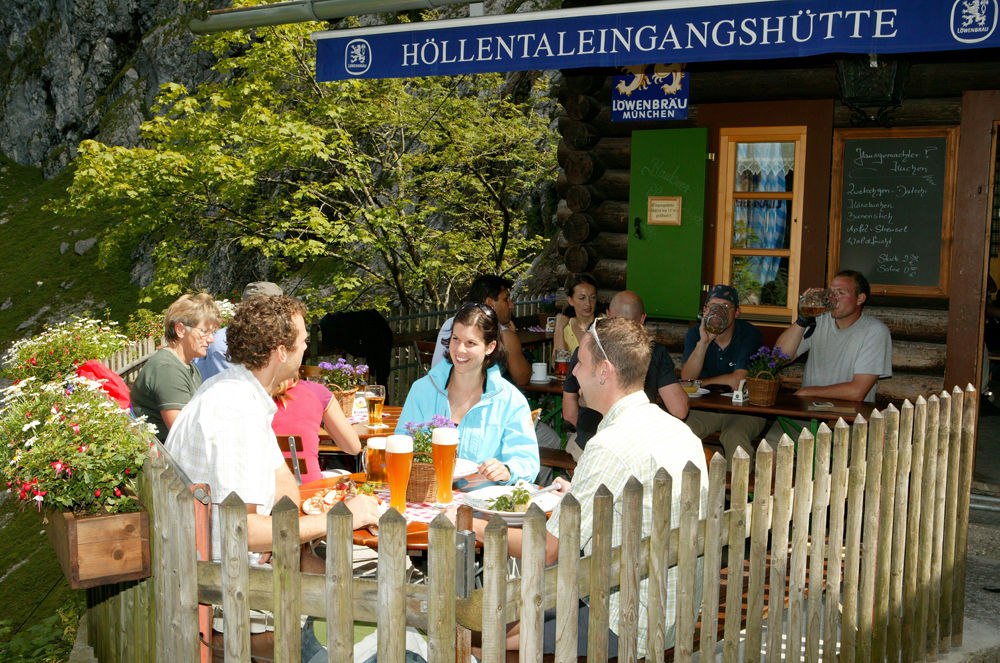 Höllentalklamm Eingangshütte_Gilsdorf.jpg