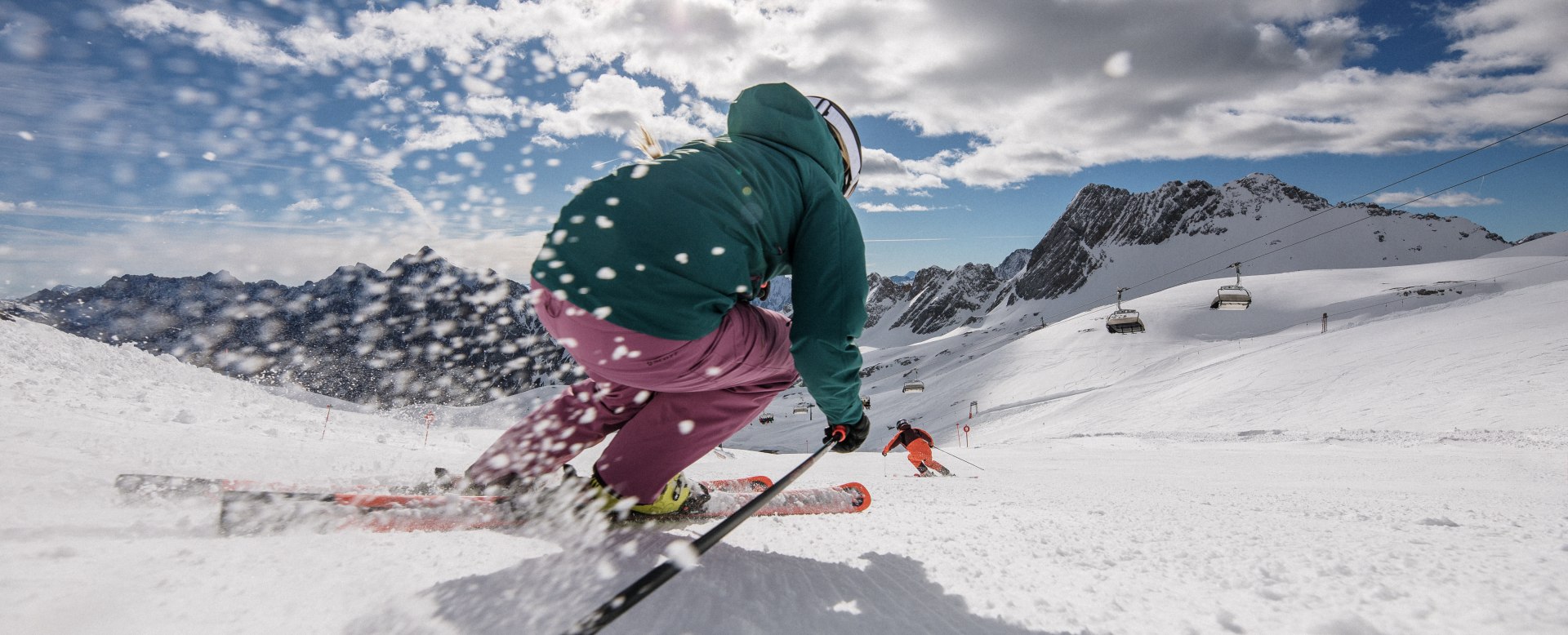 Übung - Ski anschnallen, © Zugspitz Arena Bayern Tirol - Marzusch