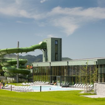 Außenbereich Badewelt, © Alpentherme Ehrenberg