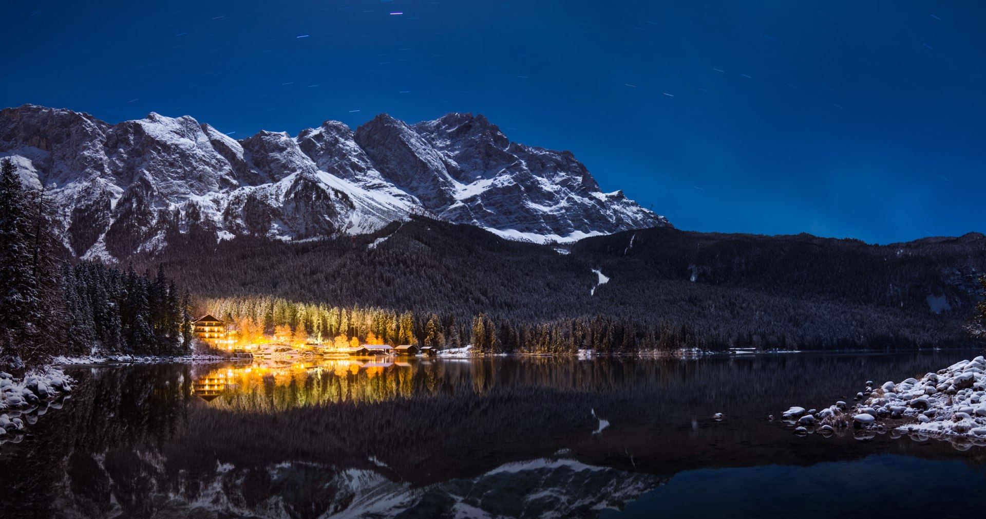 Hotel Eibsee bei Nacht, © Eibsee-Hotel - Enk